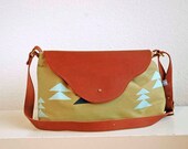 Nina Leather Flap Bag in Green with Alpine Print