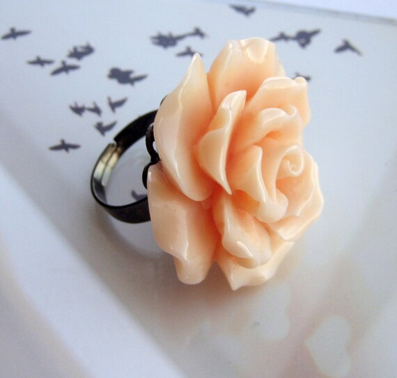 Flower Ring, Peach Rose Bloom Ring, Adjustable Metal Band, Vintage Inspired Ring - BUTTERCREAM