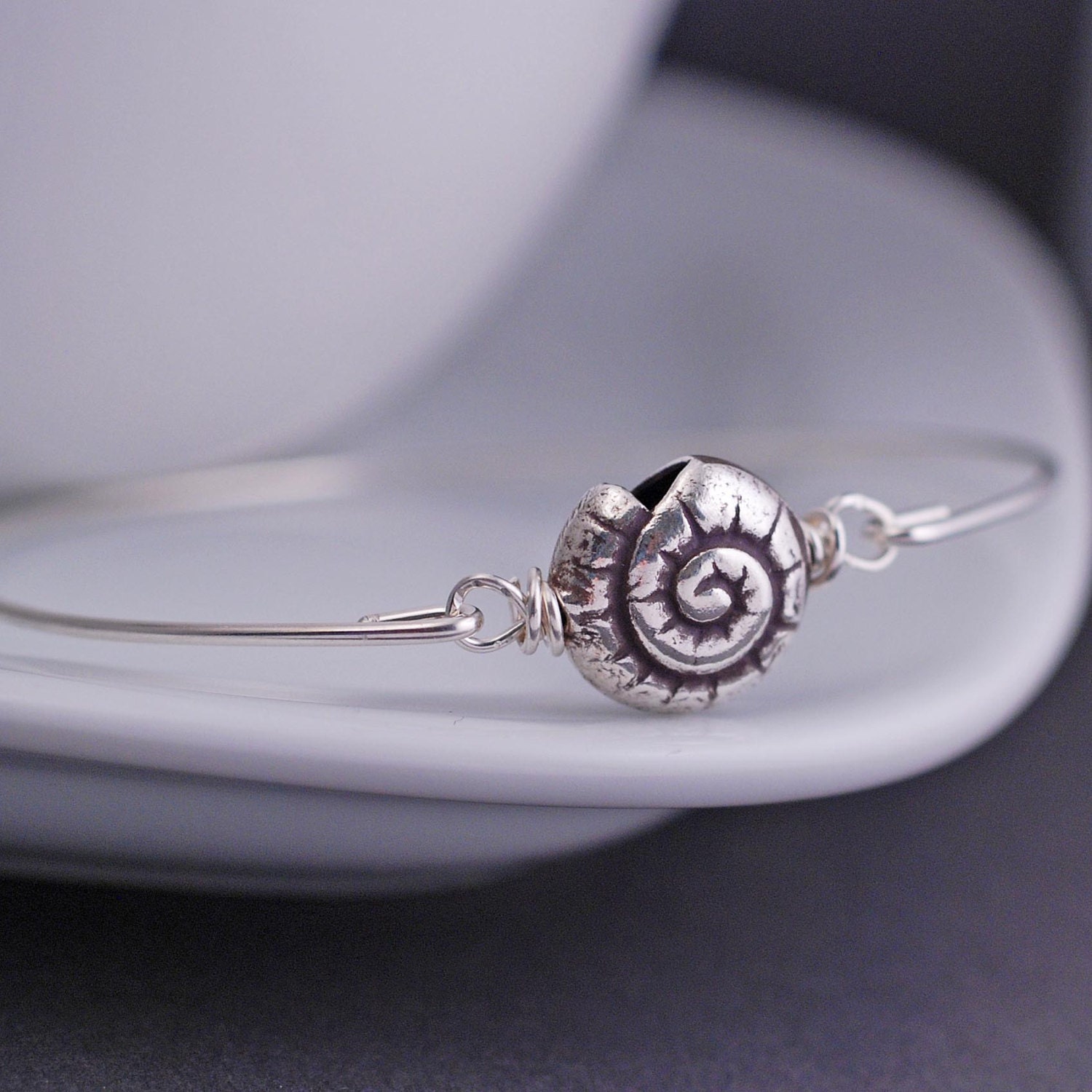 Shell Bracelet, Sterling Silver Beach Jewelry, Summer Jewelry, Seashell Jewelry, Ocean, Sea, Sealife