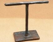 MOXIE METAL earring holder 281- 4x4 in.