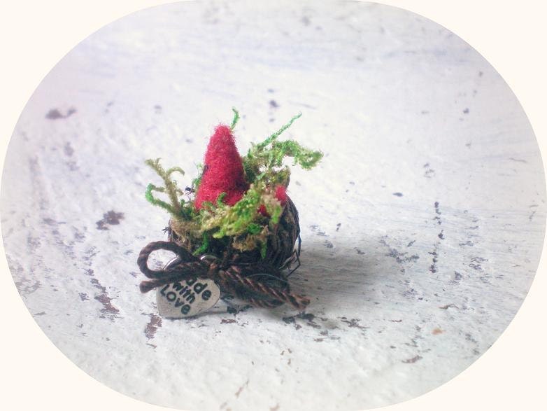 Micro Mini Felted Cardinal In Nest