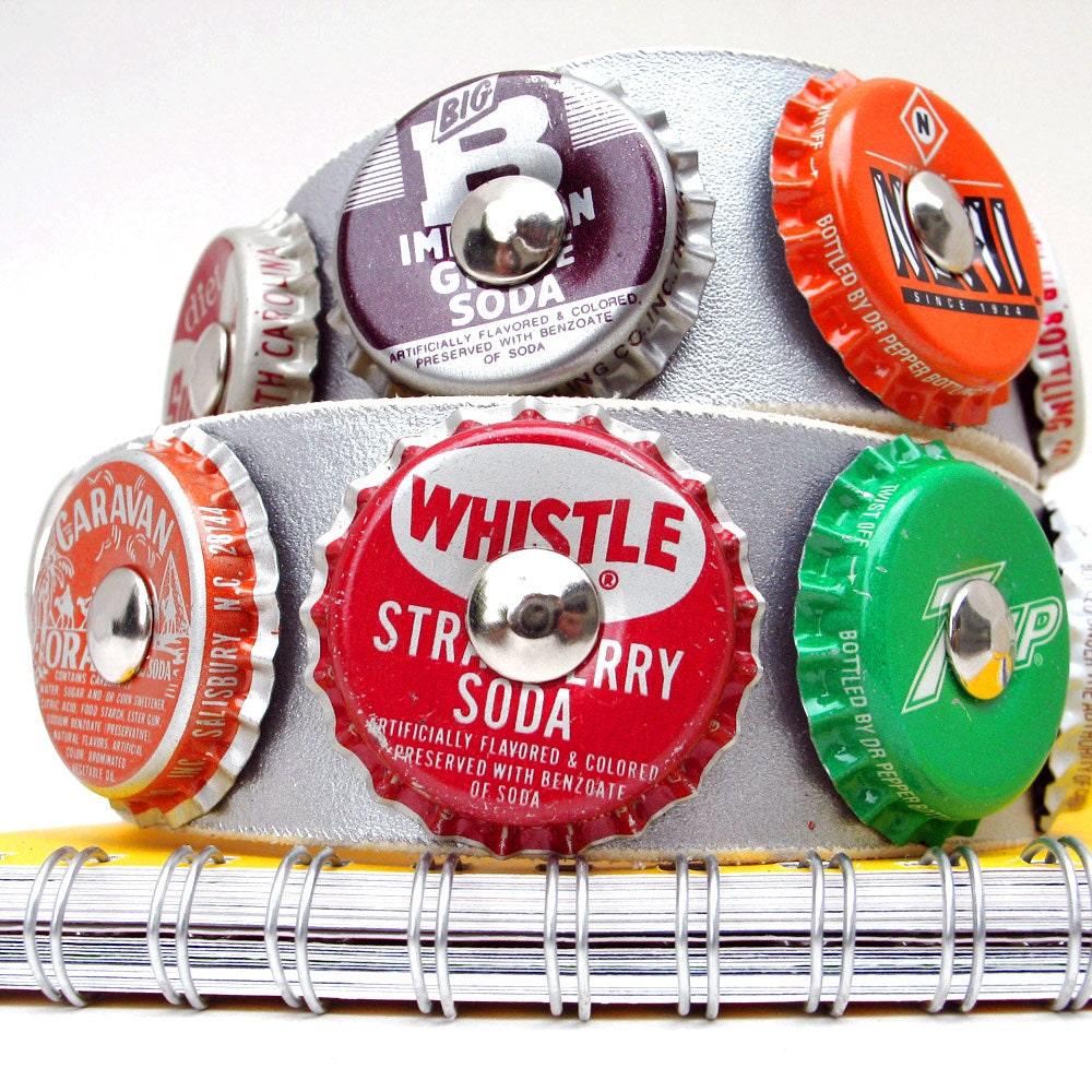 Silver Leather Dog Collar with Vintage Soda Pop Bottle Caps, Size L, Large Dog, 18-21in Neck, Eco Friendly, Reclaimed, OOAK