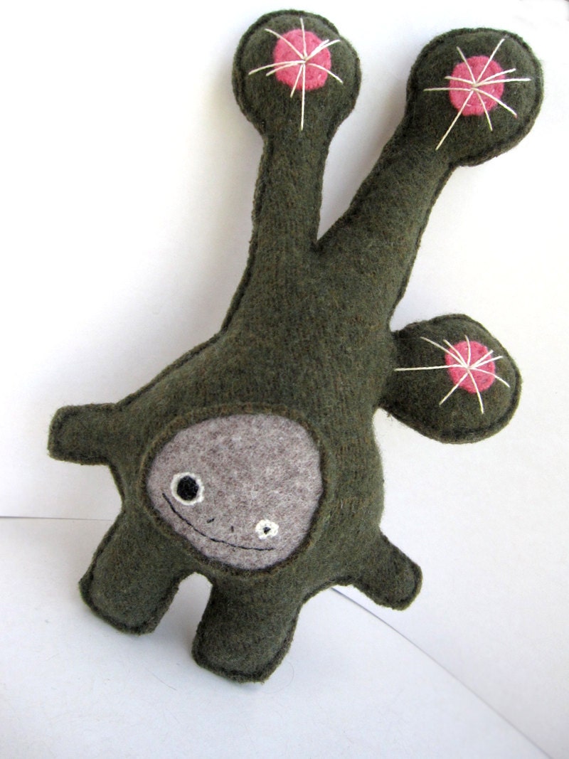 Olive Green and Pink Dot Strange Foo - Recycled Wool Plush Toy