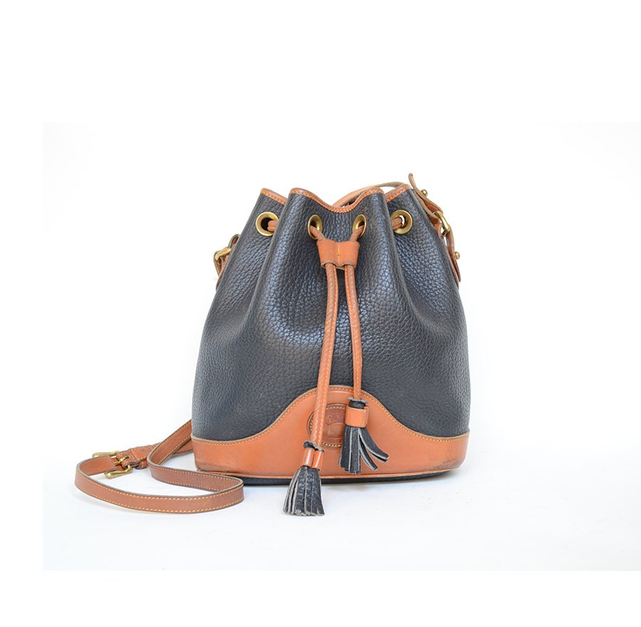 dooney and bourke little bucket bag