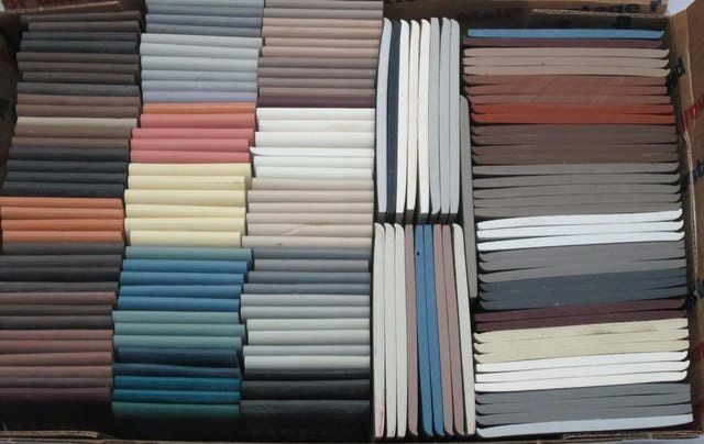AB88 Lot of Vinyl Wallbase Flooring Samples