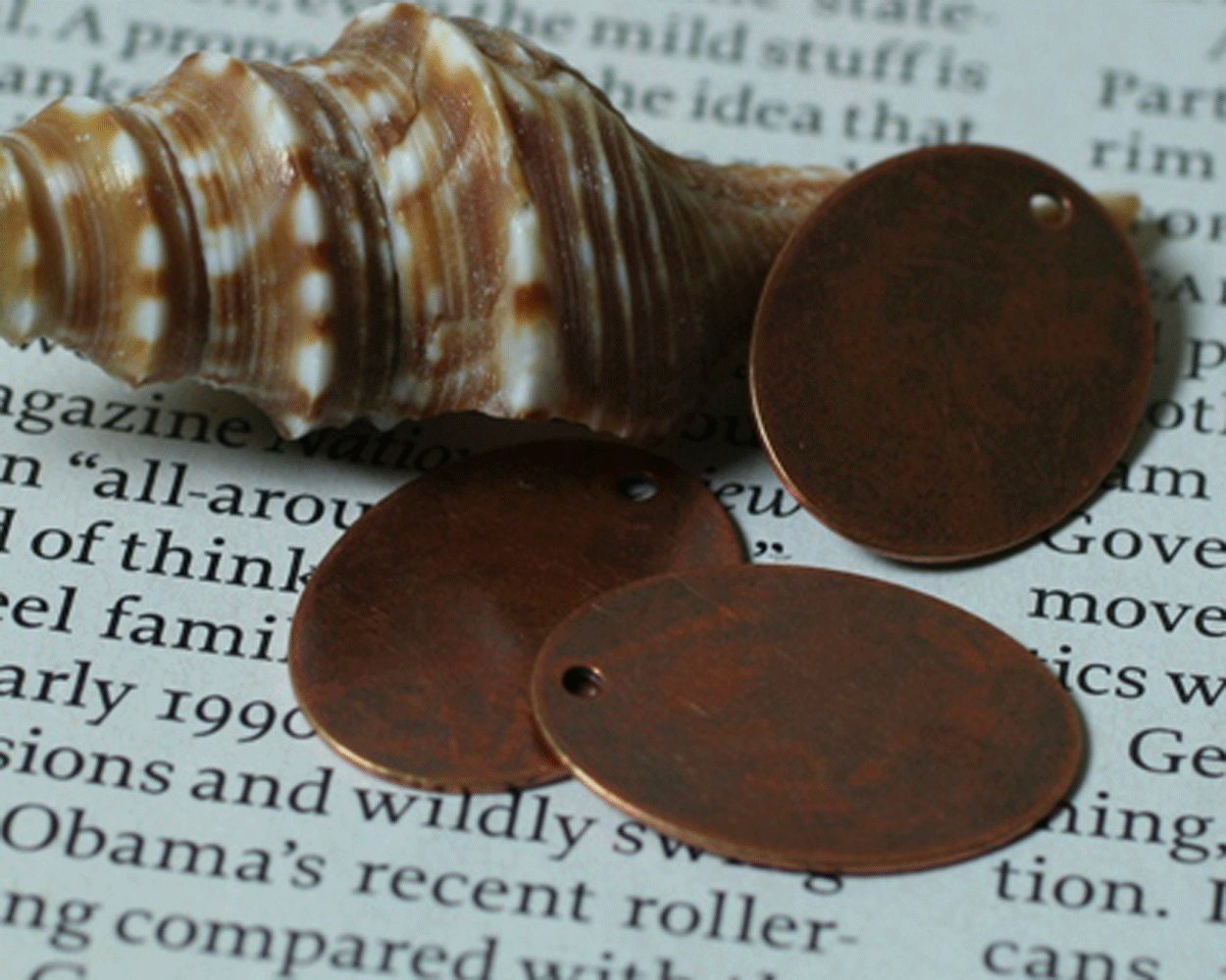 Antique copper stamping blank oval disc drop dangle 20x15mm, 8 pcs (item ID ACOD20x15)