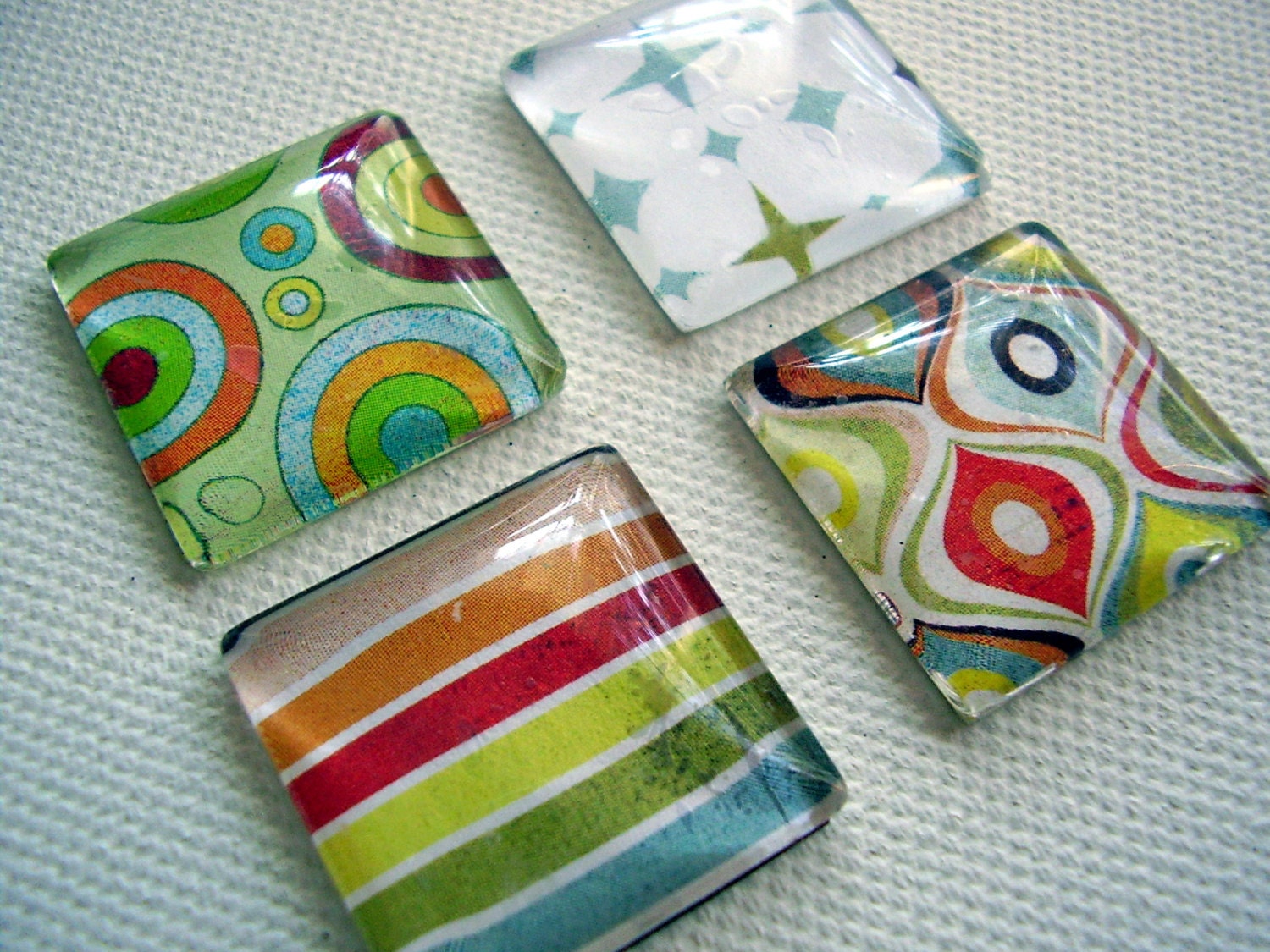 Set of 4 glass tile magnets 1 inch square modern designs
