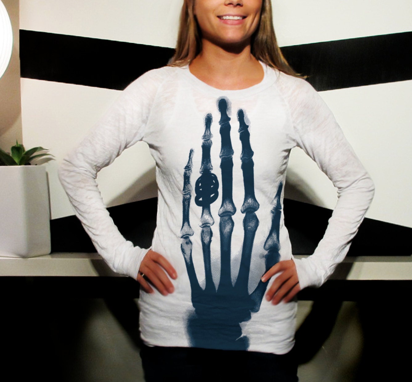 Wmns Burn Out L/S Raglan feat. Ringen print