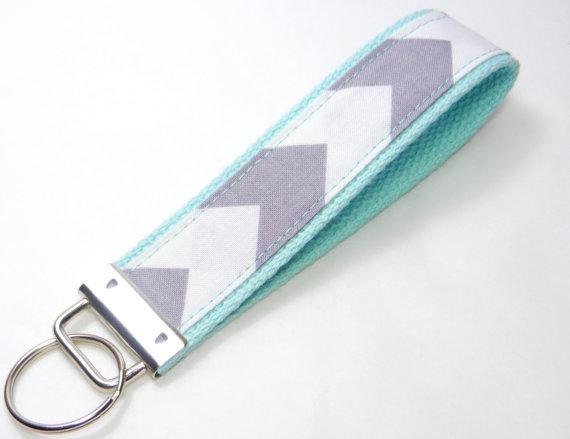 Grey Chevron Key Fob Wristlet Key Chain  Chevron Fabric Key Fob with Aqua Blue Cotton Webbing Key Strap Women's Accessoires