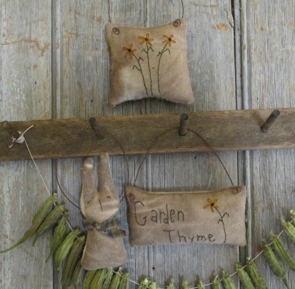 E-Pattern Instant Download Spring Garden Bunny Pillow Ornaments E Pattern PDF