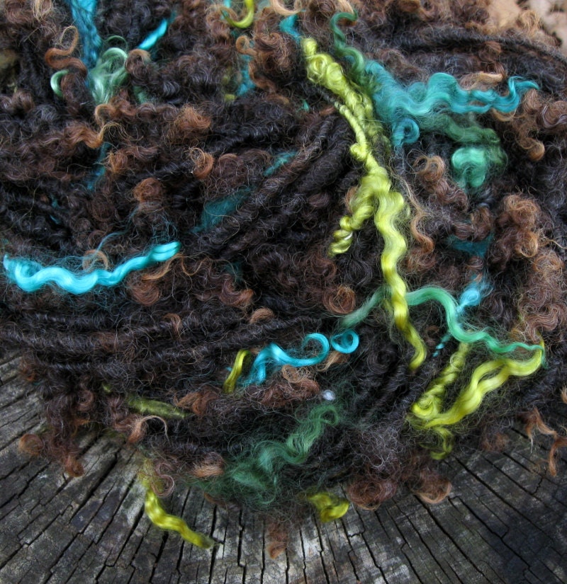Climbing Vines - extreme tailspun local wool yarn