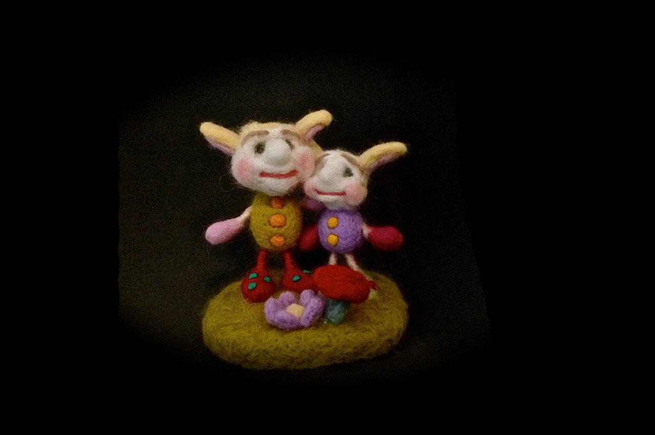 needle felt trolls in love ornament