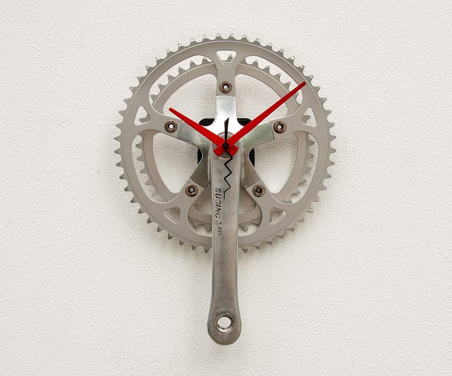 Clock made from a recycled Bike crank arm and chainrings