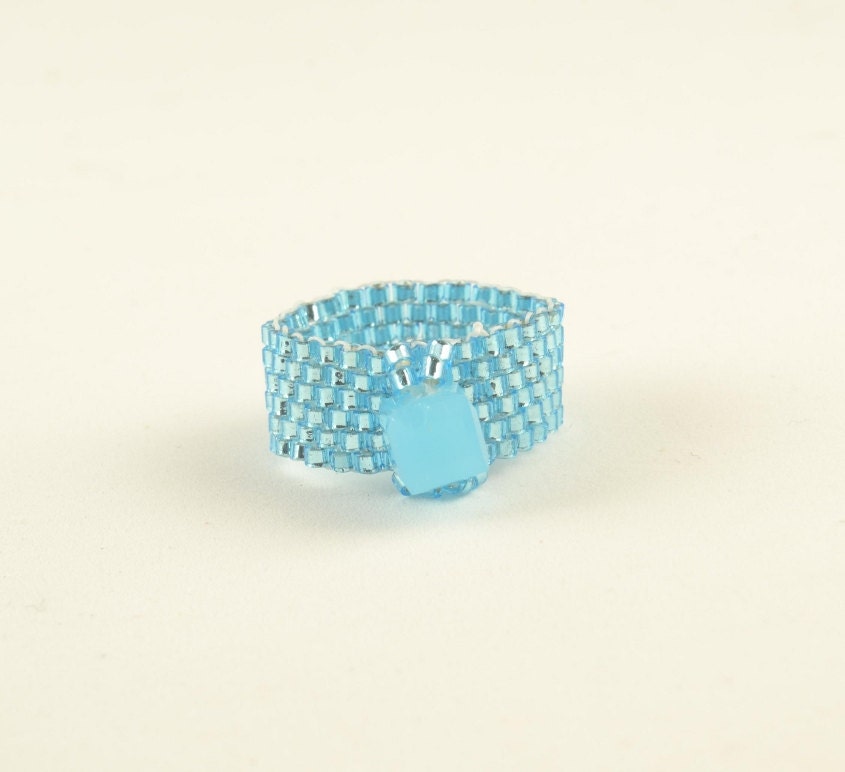 Aqua Peyote Stitch Band Aqua SWAROVSKI Cube Crystal Bead Ring Size 4