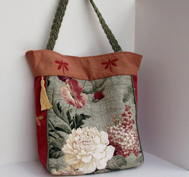 Tote Bag , Shoulder Bag , Over the Shoulder Bag , Quilted Tote Bag , Cross Shoulder Bag , Cotton Tote Bag , Cute Floral  Handbag