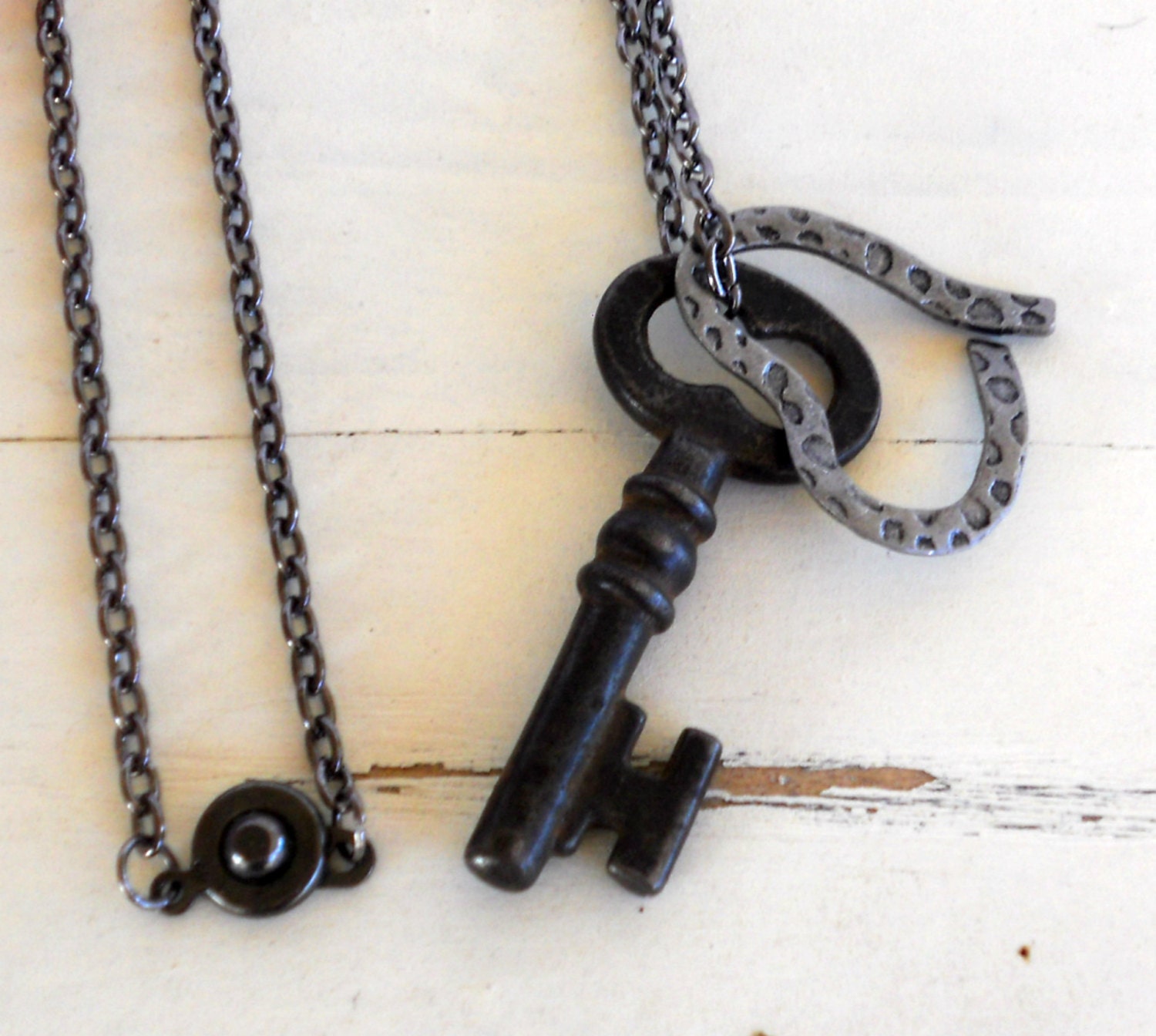 Skeleton Key Necklace. Steampunk. Heart