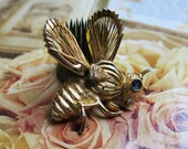 Vintage Bumble Bee Brooch ... 1960s "Spinneret" Pin