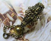 Vintage Glove, Handkerchief or Small Purse Holder, Keeper, Clip ... Antique ornate brass filigree embellishment