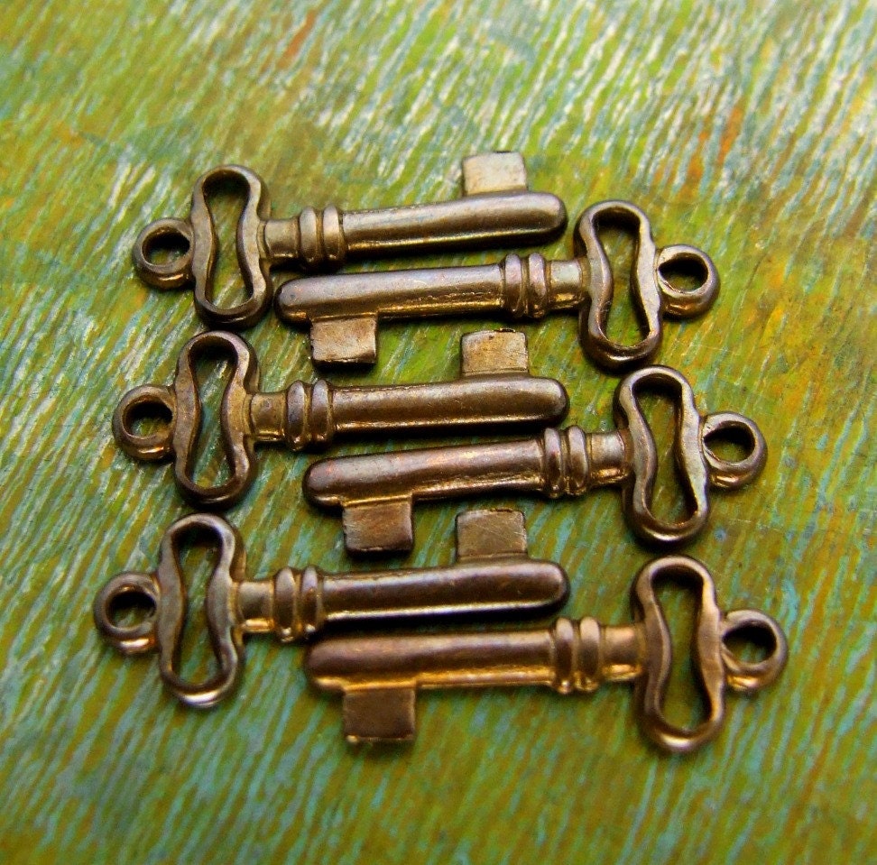 NEW Hand Antiqued Tiny Brass Skeleton Key Charms - 6