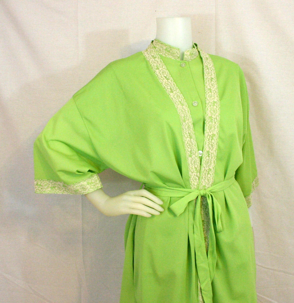60s Spring Green 3 Piece Pajama Lounge Set With Mandarin Collar - Vintage Lingerie