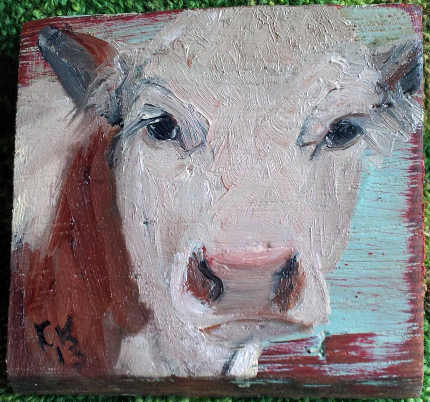 Little cow face on oak