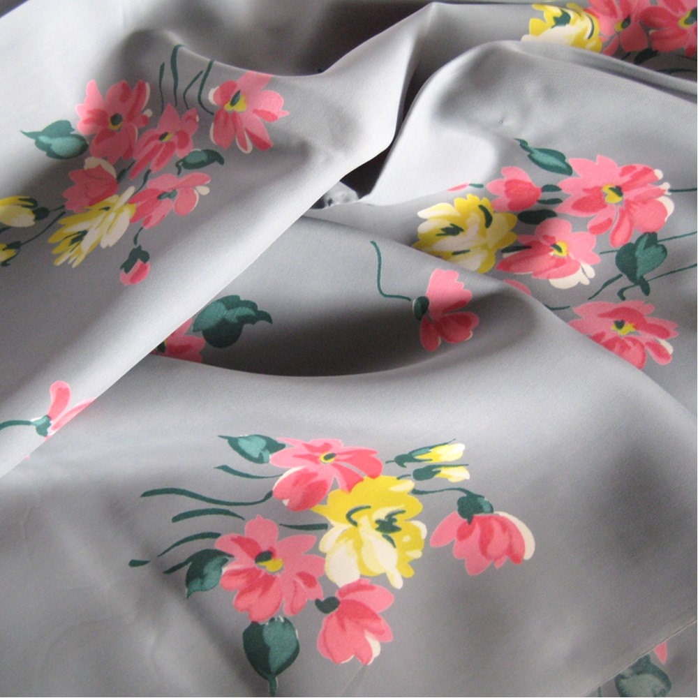 Soft and Sweet Bouquets Vintage 1940's Rayon Dress Fabric Yardage
