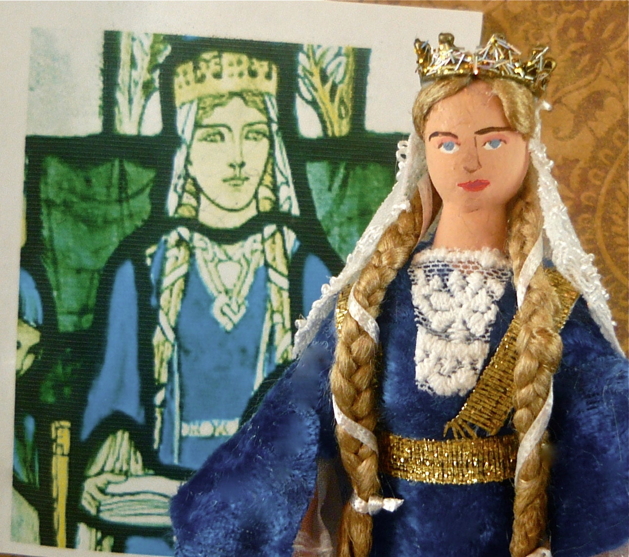 Historical Doll Queen Edith the Fair Miniature Art Collectible