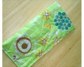 Flowers Quilted Glasses Holder in Lime