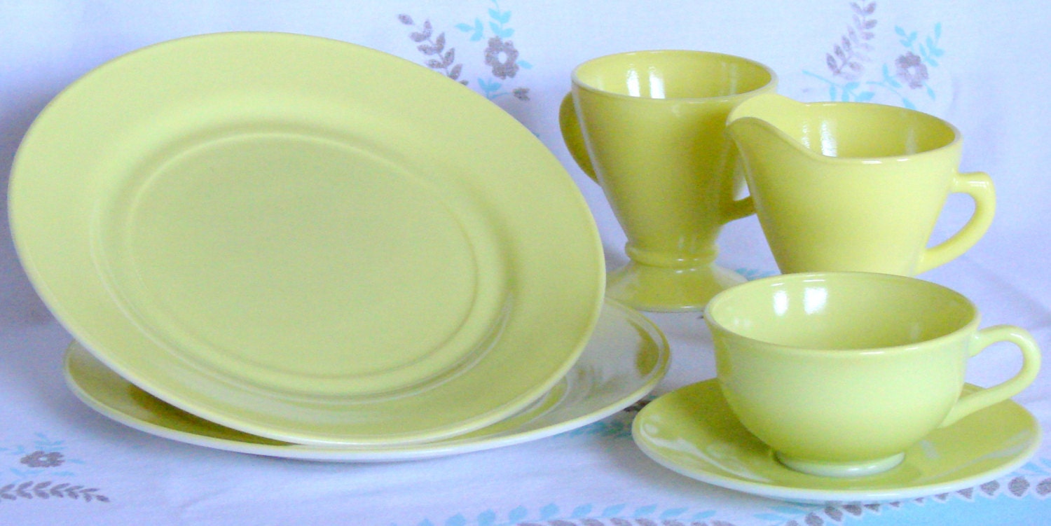 Vintage Hazel Atlas Chartreuse Ovide Platonite Glass, Plates, Cup, Saucer, Sugar and Cream