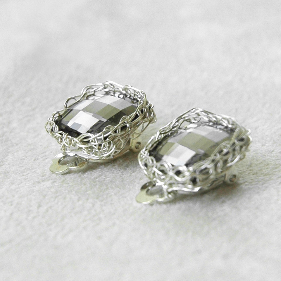 Bridal jewelry Crystal Earrings wedding Clip on earrings Wire crochet silver earrings Shiny Swarovski square clip on evening jewelry