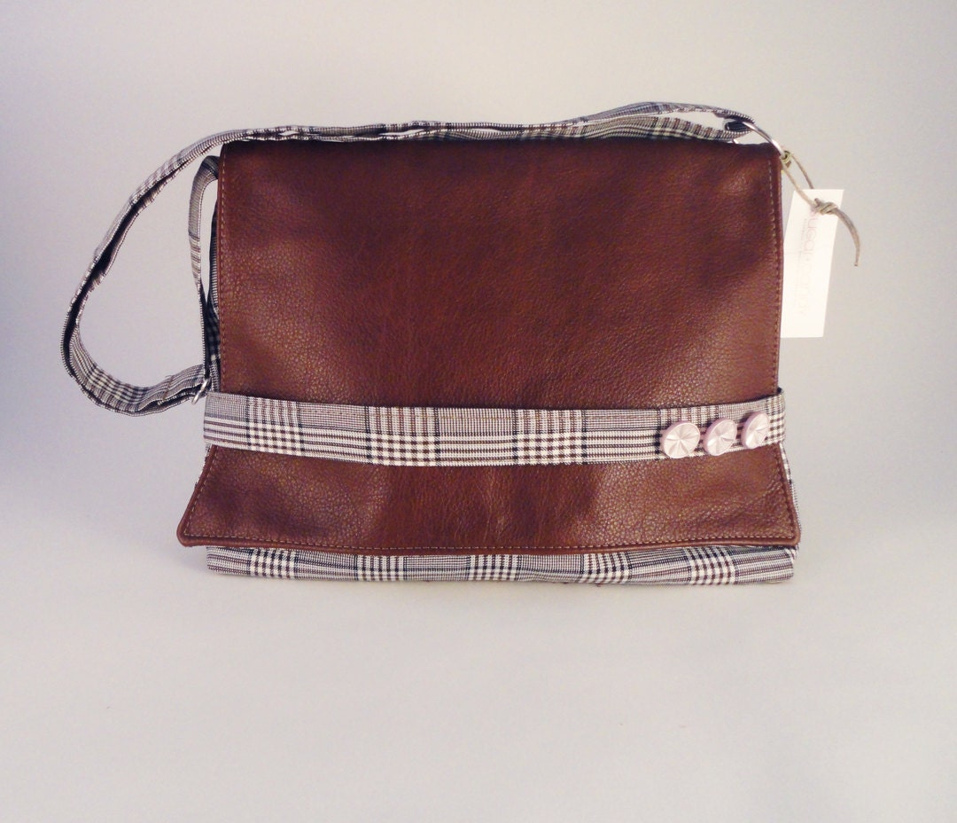 Crossbody Messenger Large Bag - the Triangle Messenger