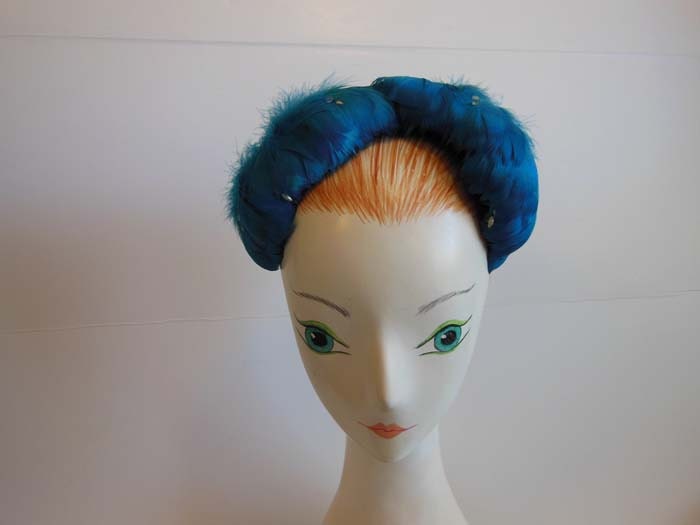 1950s hat / Temptress in Teal Vintage 50's Hat Jeweled feather So Audrey