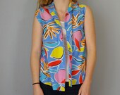 Vintage YOU BABES Top / 1980s Shirt / Tropical Print Sleeveless Button Up