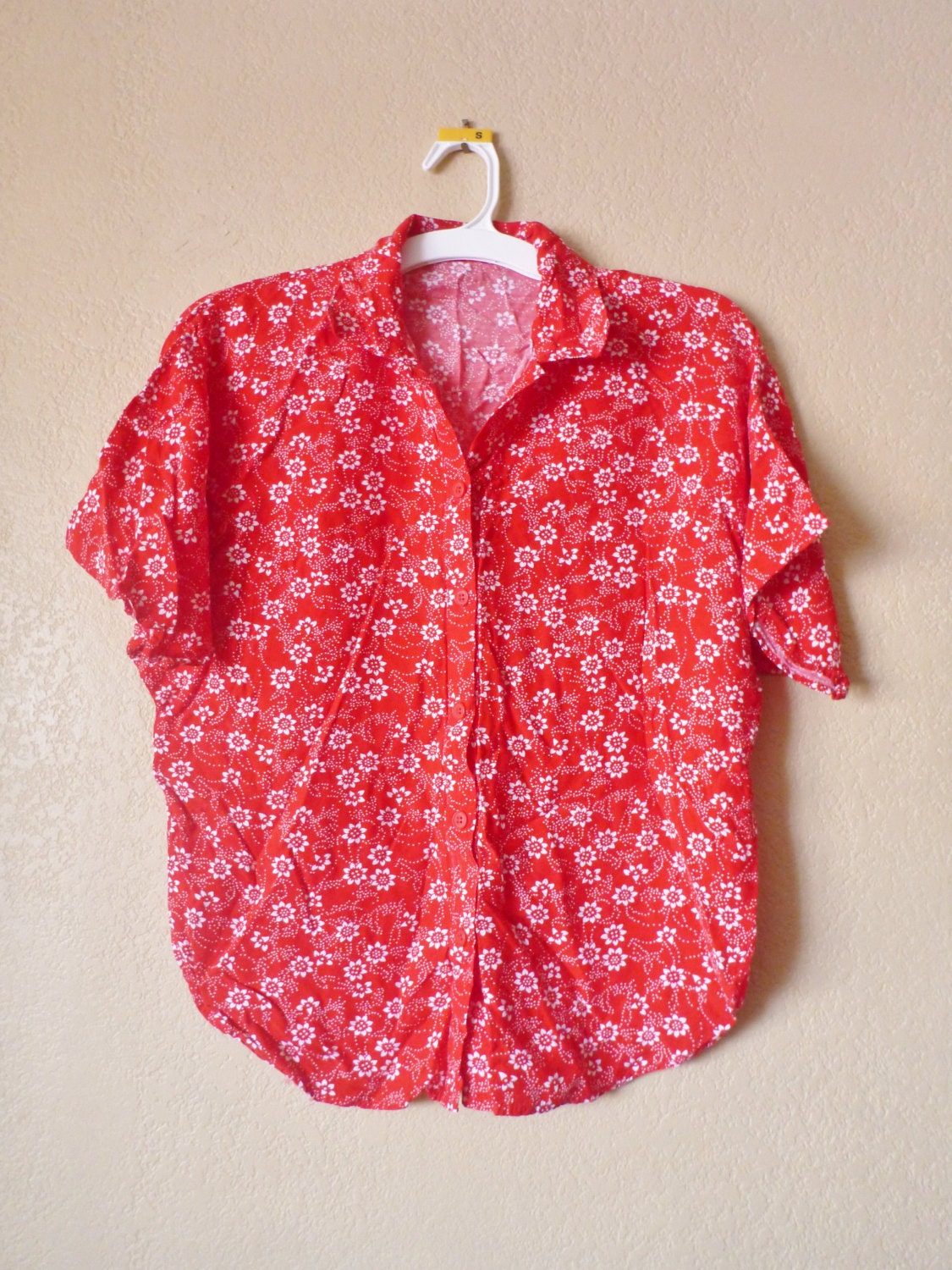vintage RED Hawaiian blouse/shirt