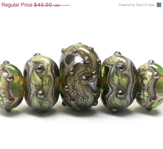 ON SALE 50% OFF Handmade Glass  Lampwork Beads  Sets - Five Graduated Green w/Silver Foil Rondelles - 10503411