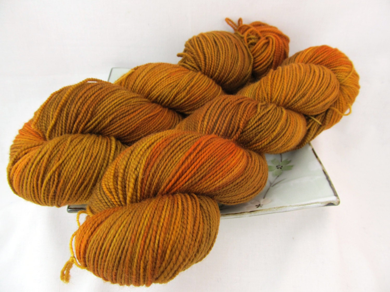Hand Dyed Sock Yarn, Pebble Sock, Superwash Merino - Butterbeer