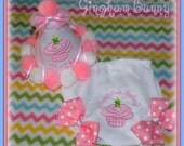 Personalize, You Choose Colors, Custom, 2 Piece, First Birthday CUPCAKE Hat and RIBBON Bloomers,   by Gingham Bunny