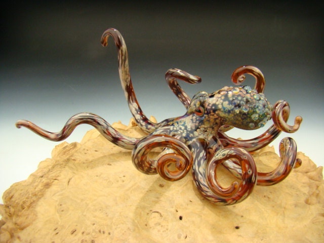 Glass Octopus Sculpture Aquarium Art Paperweight Ocean art Metallic Boro VGW KT (made to order)