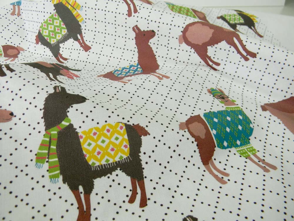 1 Yard - Spring Llamas
