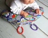 Luna Tummy Time Pillow, Kicks in Grey