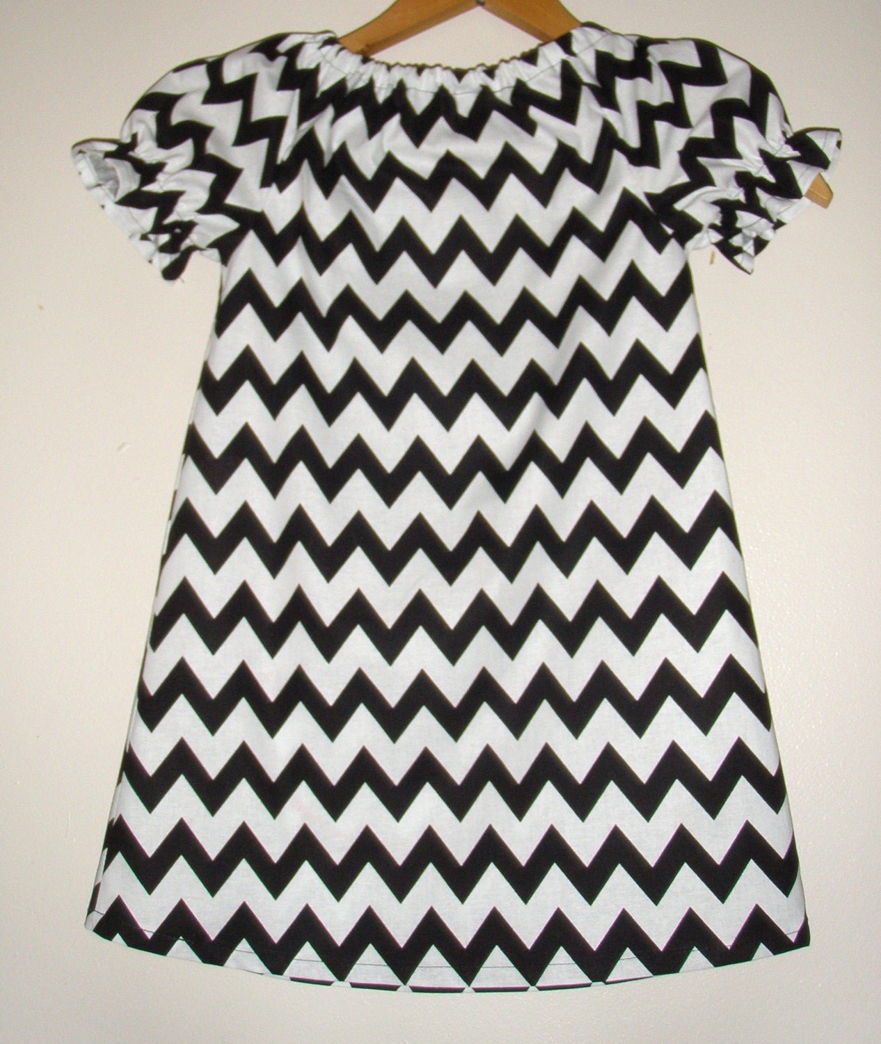 Black Chevron  Peasant tunic dress short sleeve  (size 5 or 6) Spring or Summer