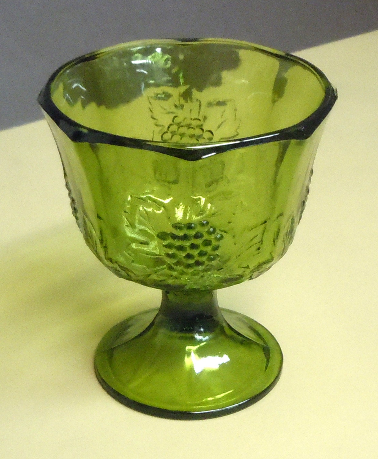 Items similar to Green Vintage Milk Glass Vase Harvest Grape on Etsy