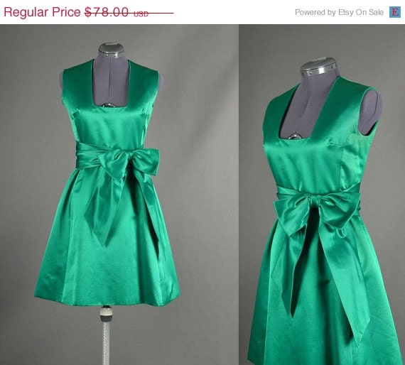 25% Off Sale Vintage 1960s Dress, 60s Dress mini satin party cocktail dress designer emerald green