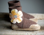 Baby Girl Booties, Toddler Slippers with Leather Soles, size 6-18 12-24 months, Cocoa Hibiscus
