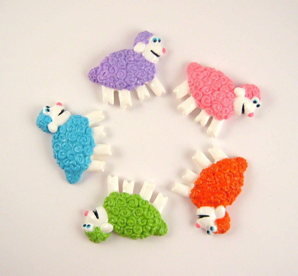 Cute curly sheep magnet - Select from 5 colors, pink, orange, green, blue, purple, kitchen decor