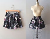 vintage floral skirt / black floral mini skirt / Laeken skirt