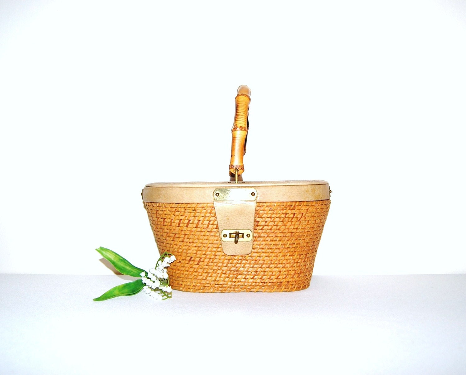 Vintage Purse Nantucket Basket