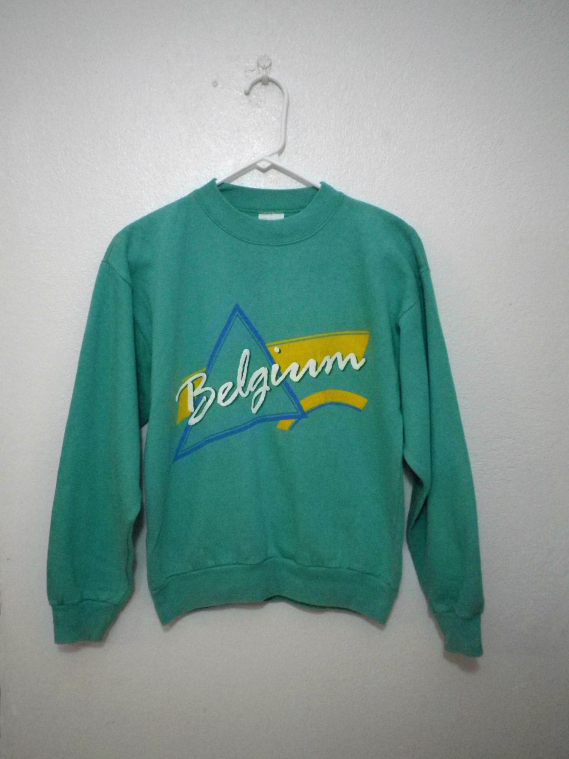 Vintage 80's/90's seafoam green Belgium graphic print sweater