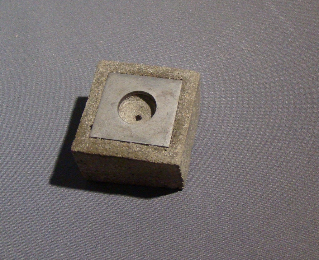 ZEN INDUSTRIAL - Concrete and Steel - Yin Yin Yang Incense Holder for Cone and Stick Incenses