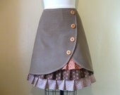 Days of Heaven ruffle front skirt Sz 8